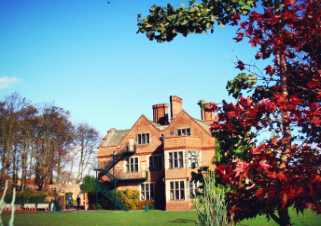 伊莎伯格女王学院